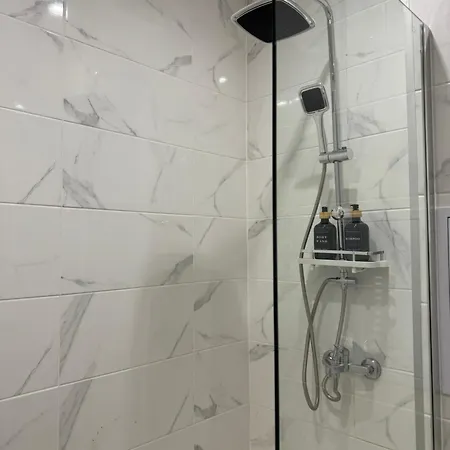 Mg Homes Appartement *